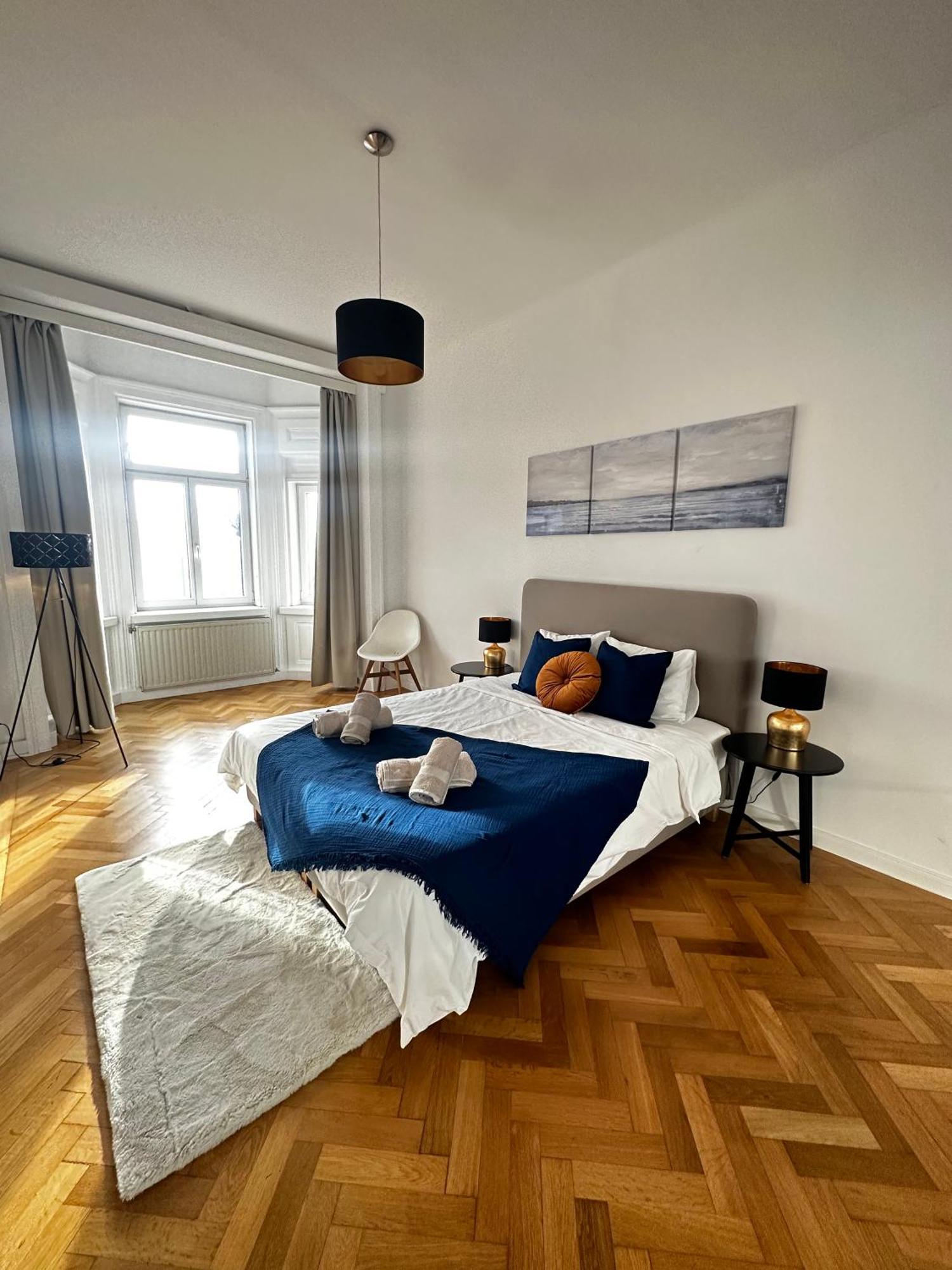 Luxury 3 Bedroom Apartment Near Schoenbrunn Palace Vienna Exterior photo